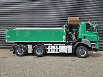 6X6 / T158/II  / 2 SIDE TIPPER - HMF Z CRANE